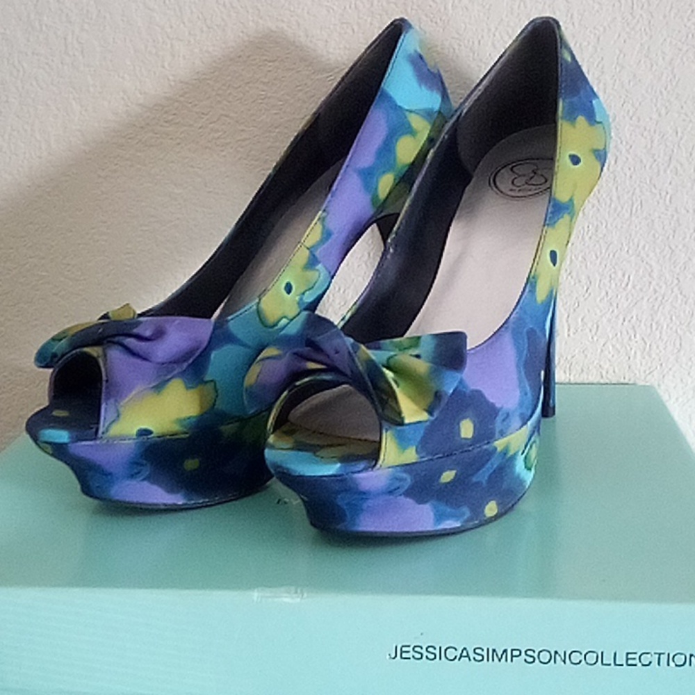 JS 7.5 floral heel